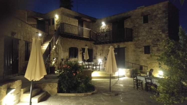 Amarakos Guesthouse Λειτουργεί Υπό Νέα Διεύθυνση Kato Akourdalia Exterior foto