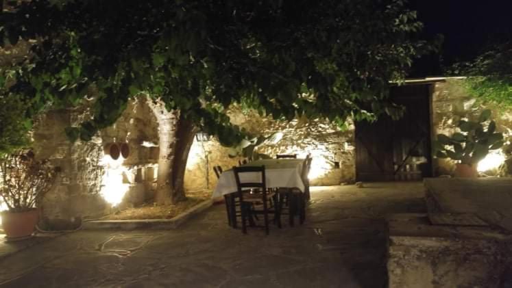 Amarakos Guesthouse Λειτουργεί Υπό Νέα Διεύθυνση Kato Akourdalia Exterior foto